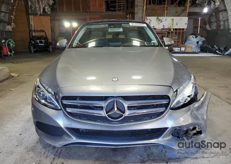 2016 Mercedes-Benz C 350E из США, поврежденный, VIN 55SWF4HB4GU148104